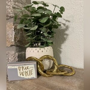 Decorative Gold Links